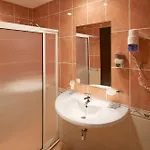 雅瓦皇宫酒店 - 全包