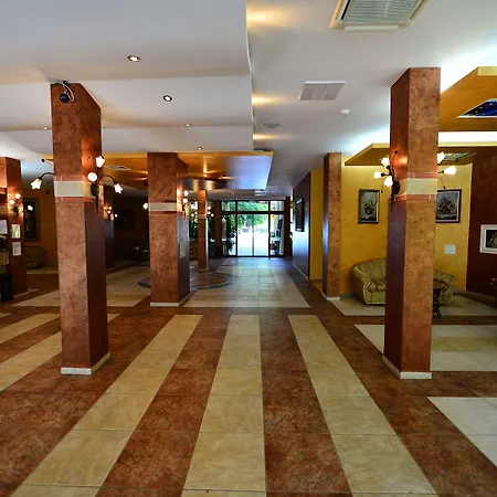 Yavor Palace - 4*