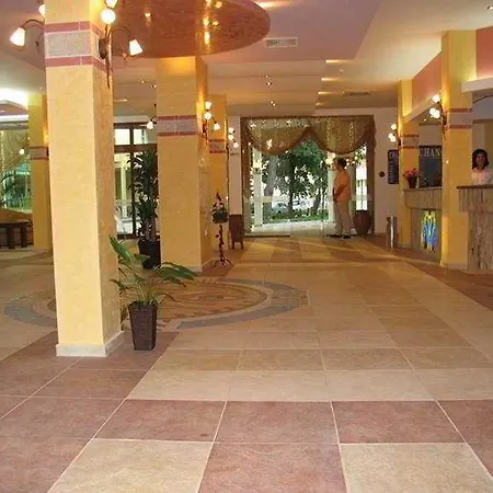 Yavor Palace - 4*