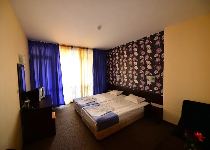 Yavor Palace Отель